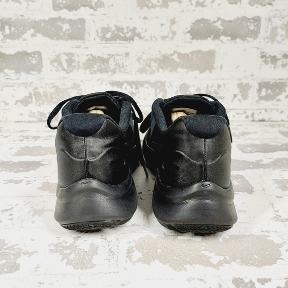 Nike Run Swift Black Running Shoes Black Lace Up Athleisure Sneakers I646 - Picture 3 of 9